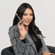 Diana Diaz MSN APRN FNP-C: Filler. Botox. Regenerative. PRF.