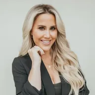 Erin Doucey Dietel  // PA-C // Galderma Trainer