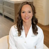 Libby Noiseux, RN, C. Aesthetic Nurse Injector